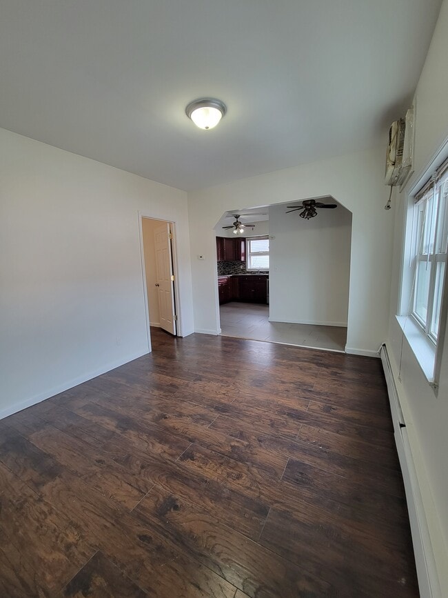 Building Photo - 389 Avenue E