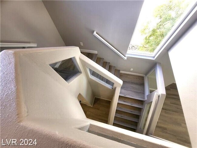 Building Photo - 10208 Grecian Laurel Ct