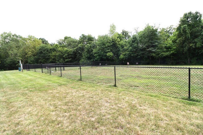 Building Photo - 681 Spring Valley Dr