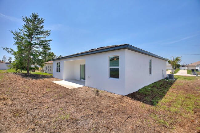 Building Photo - Deposit-Free! Modern, energy efficient hom...