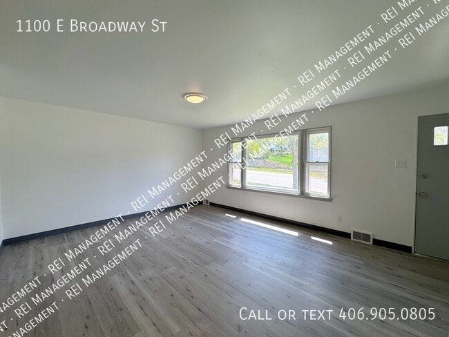Building Photo - 1100 E Broadway St
