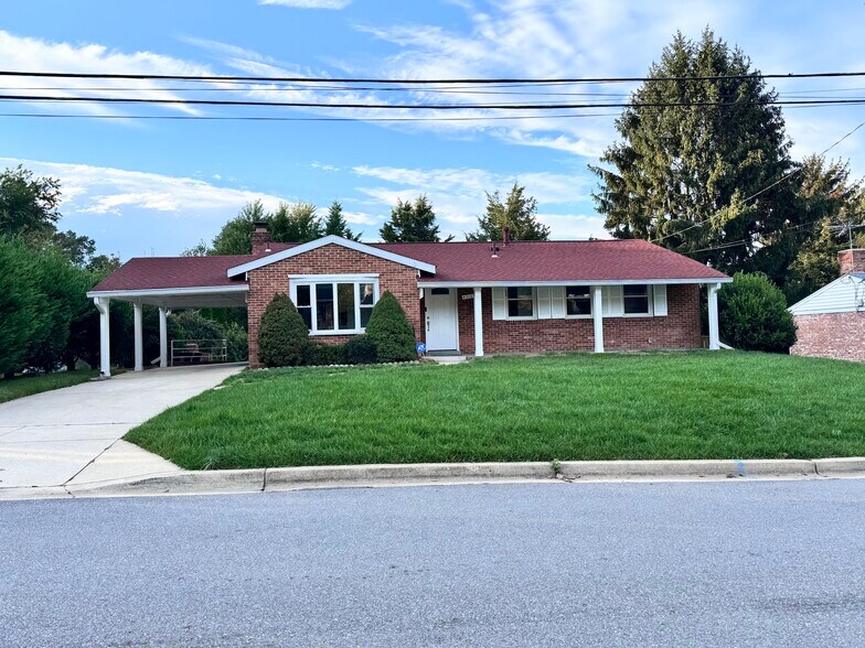 Primary Photo - 4316 Josephine Ave