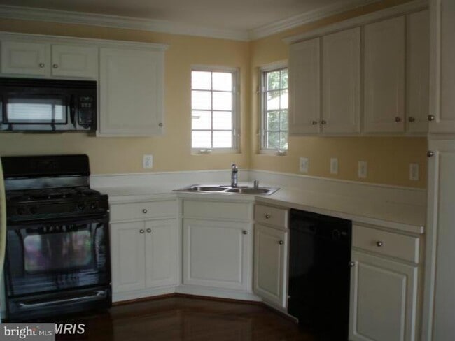 Building Photo - 6016 McAlester Way