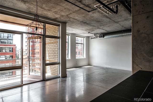 Building Photo - 1610 Little Raven St