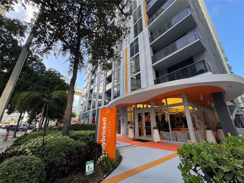 Building Photo - 31 SE 6th St