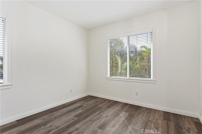 Building Photo - 1678 Honors Cir