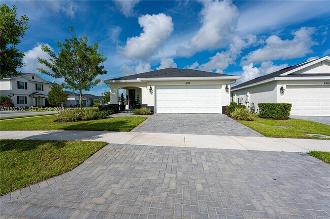 Building Photo - 6172 NW Sweetwood Dr