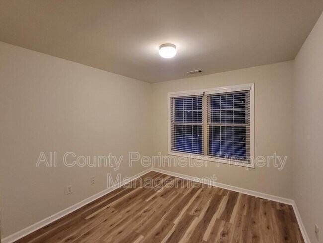 Building Photo - 52 Burns View Ct