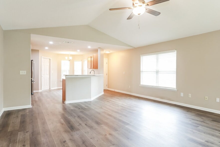 Building Photo - 1409 Forbes St