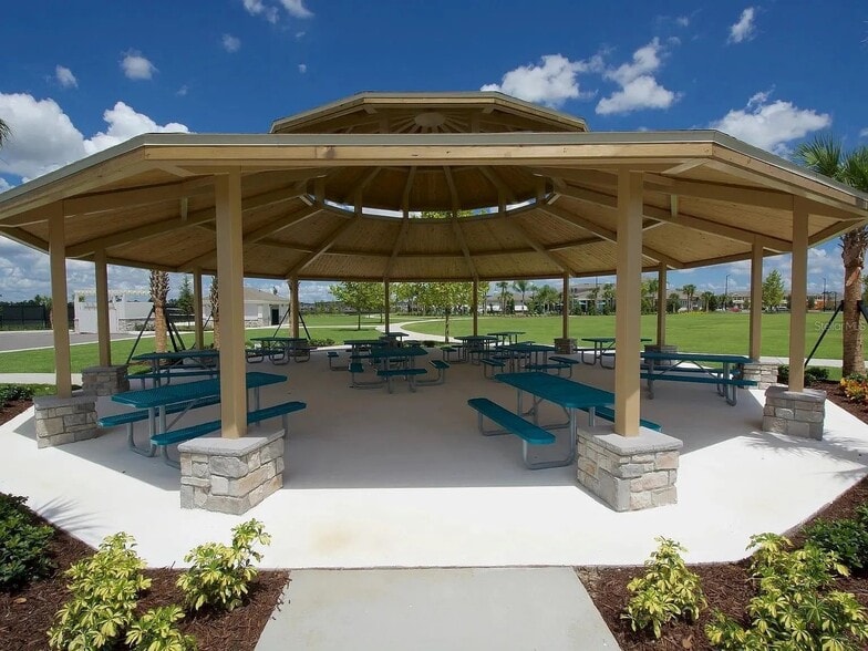 Building Photo - 13340 Pontoon Rd