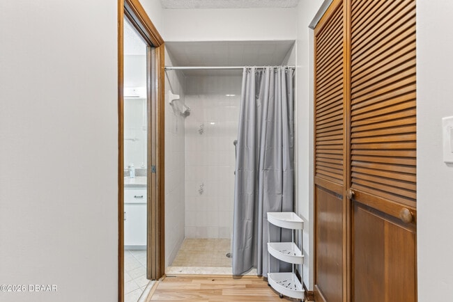 Building Photo - 32 Kingsley Cir