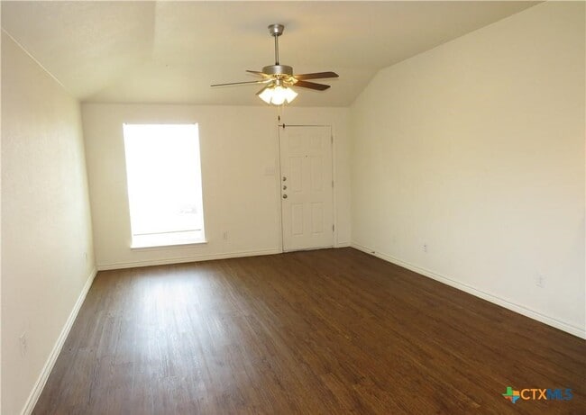 Building Photo - 5801 Lariat Ct