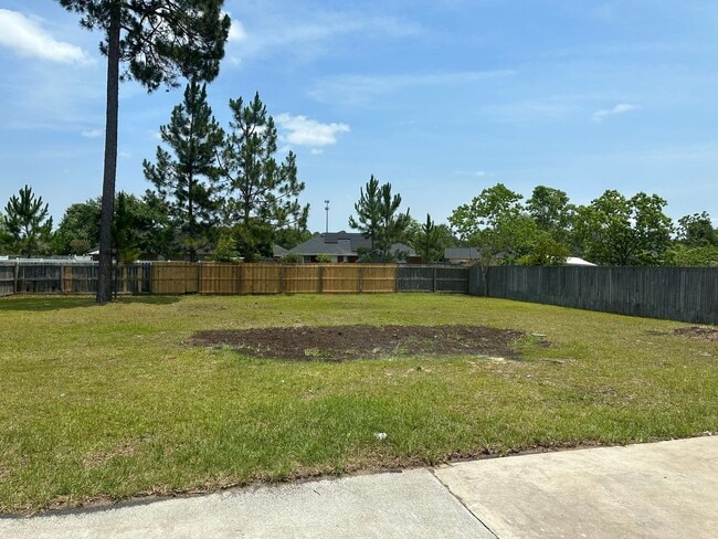 Building Photo - 108 Wayfair Ln