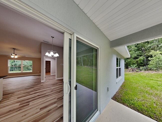 Building Photo - 238 W Ruska Pl