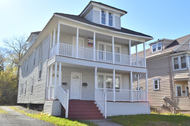 Building Photo - 1408 E Fayette St