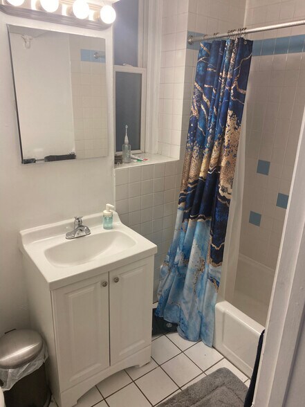 Building Photo - 1127 Commonwealth Ave