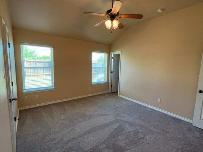 Building Photo - 4907 Autumn Valley Dr