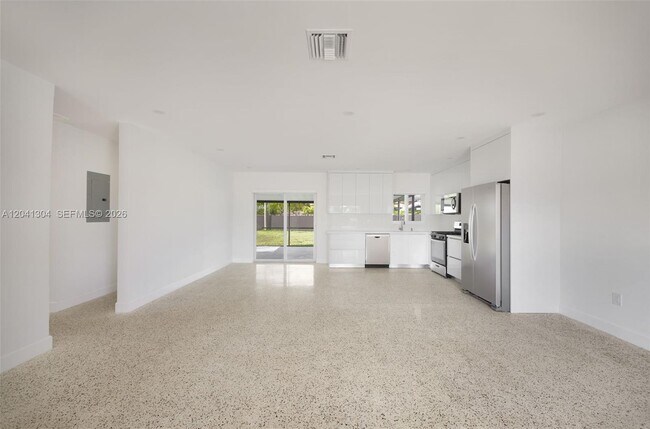 Building Photo - 10340 SW 157th St