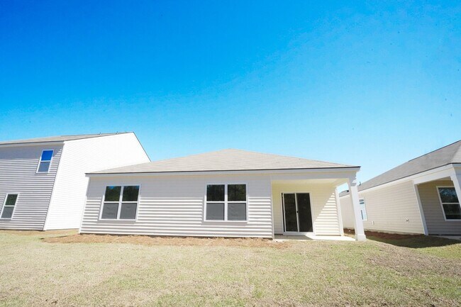 Building Photo - Coming Available!