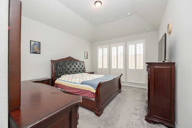Building Photo - 6248 Mulberry Creek Ln