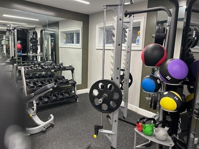 Building Photo - 114 Grove St