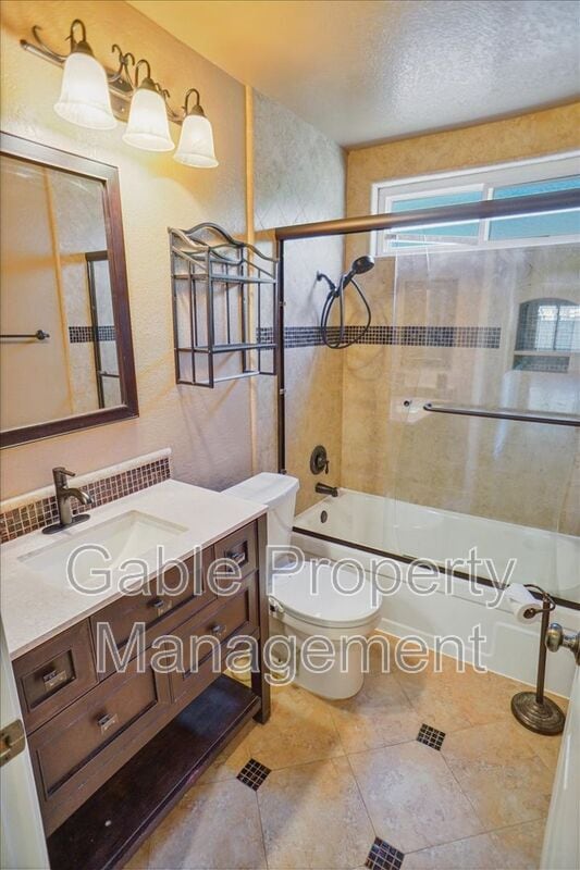 Building Photo - 25735 Velan Dr