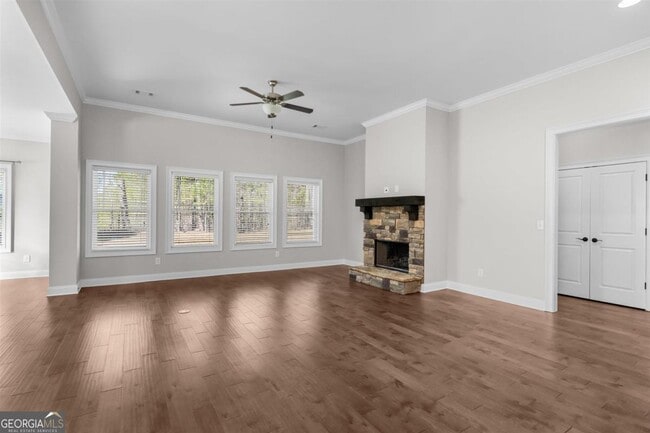 Building Photo - 1000 McInteer Cir
