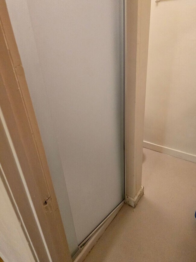 Building Photo - MY2435