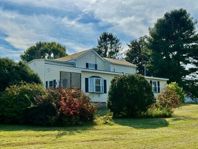 Building Photo - 23217 Village Rd