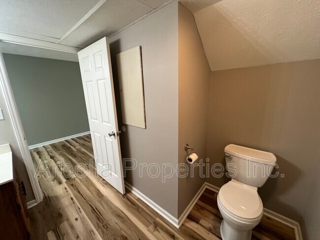 Building Photo - 2637 US-11W