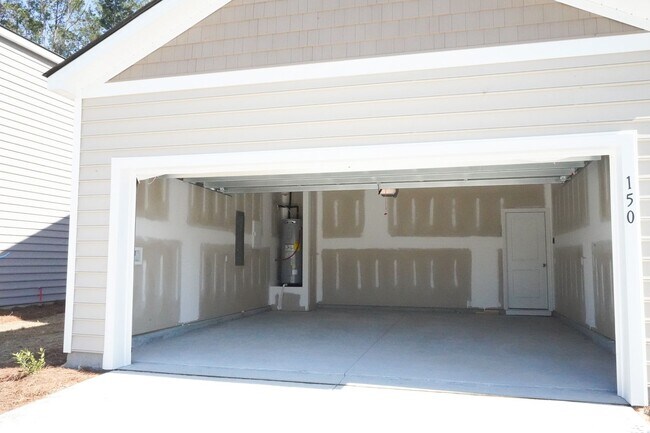 Building Photo - Available Soon!