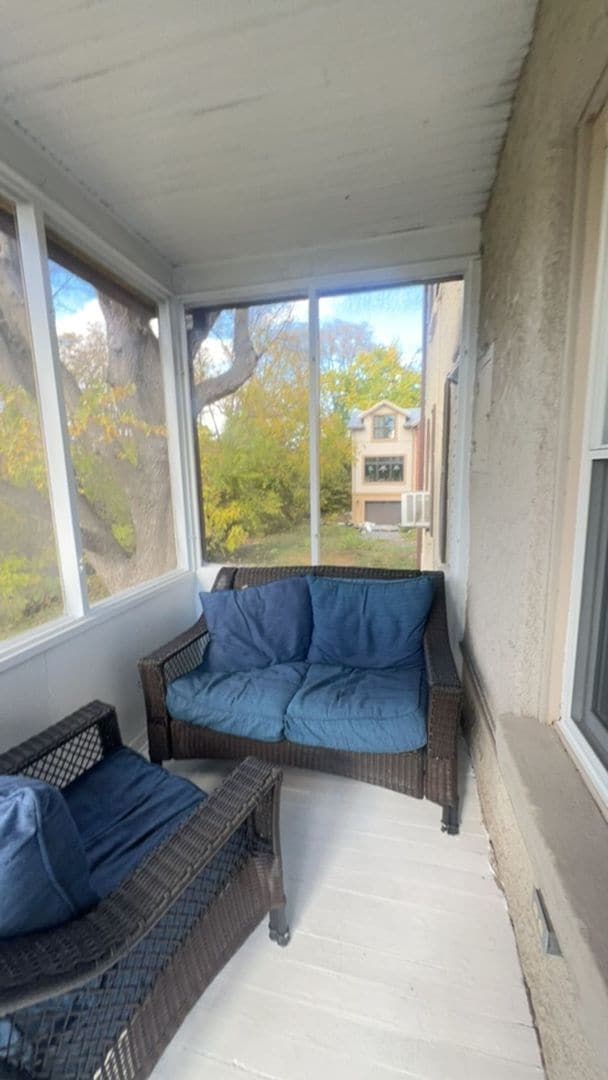 Building Photo - Coming Soon: 1-Bedroom Apartment at 205-B South Willow Street