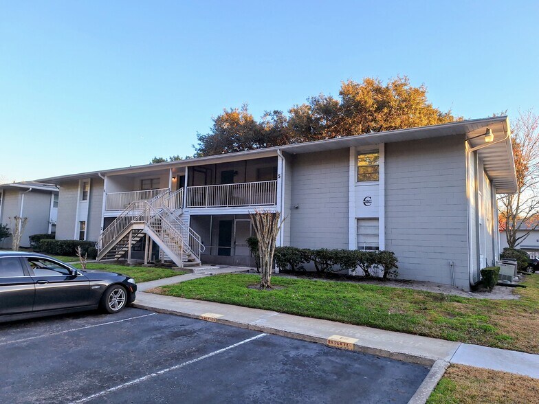 Building Photo - 700 E Airport Blvd