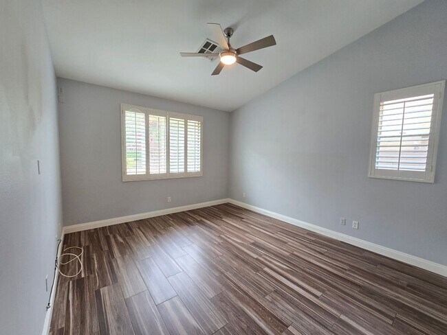 Building Photo - Unique Summerlin Home!