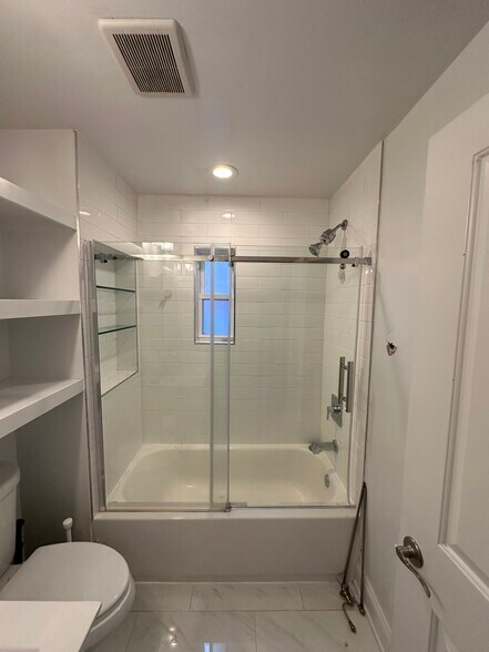 Building Photo - 297 4th St