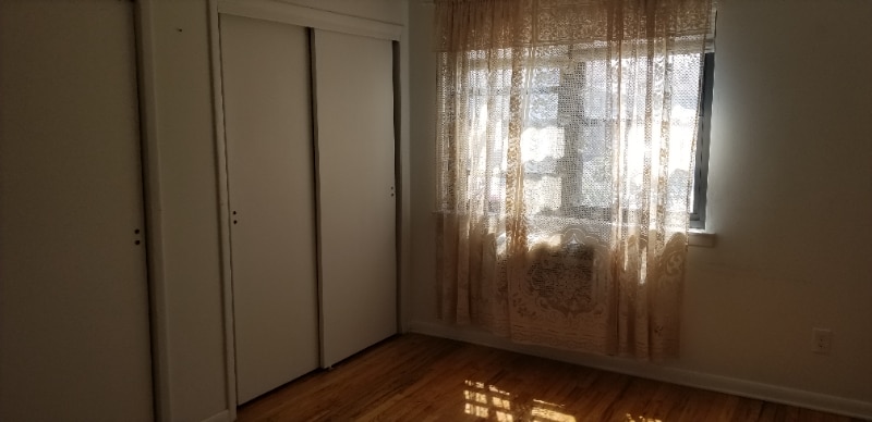 Building Photo - 401 US-22