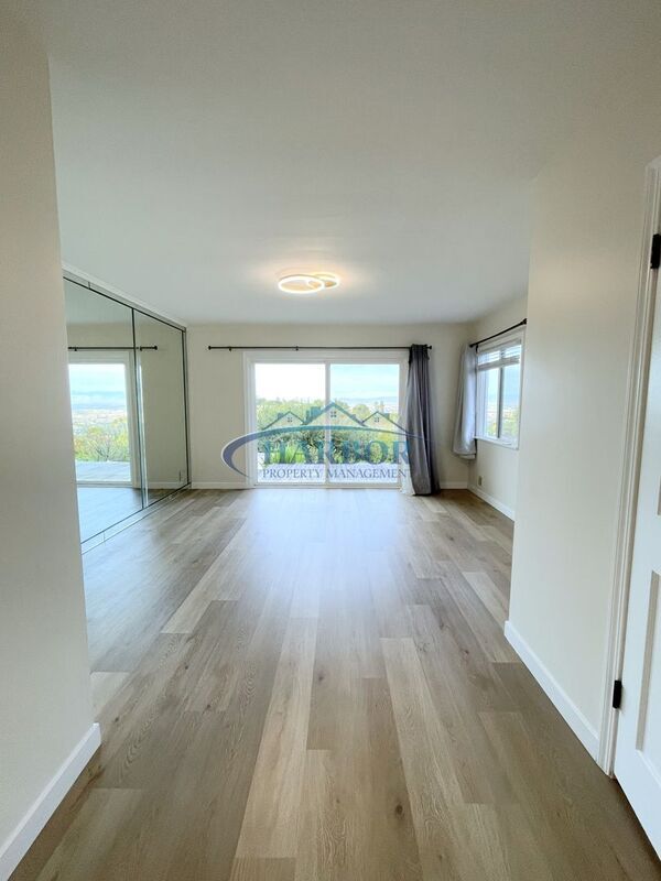 Building Photo - 23 Rockinghorse Rd