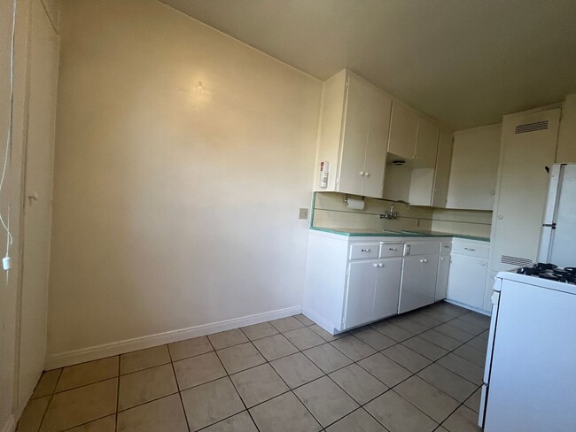 Building Photo - 11414 Loma Vista Dr