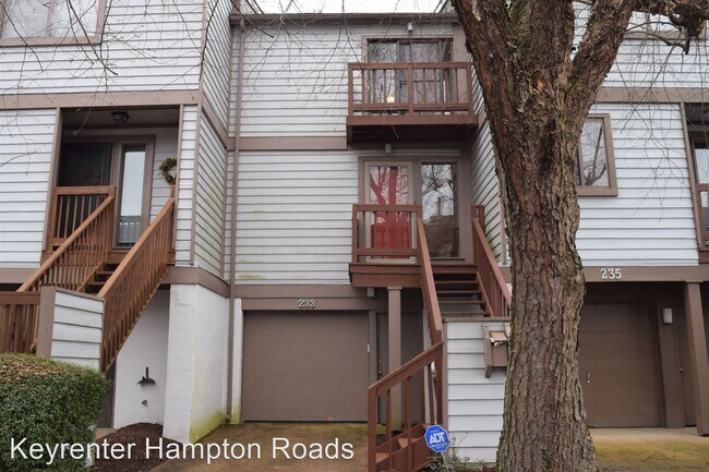 Primary Photo - 2 br, 1.5 bath House - 233 Mill Point Drive
