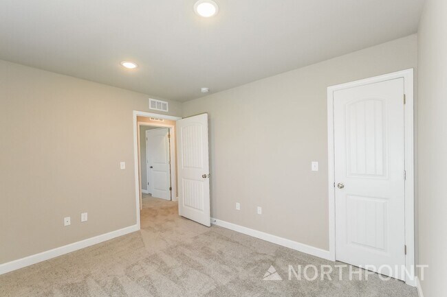 Building Photo - 3 BR/2BA | Newly Renovated Single Family Home | In Blue Springs |  Pet Friendly with Garage