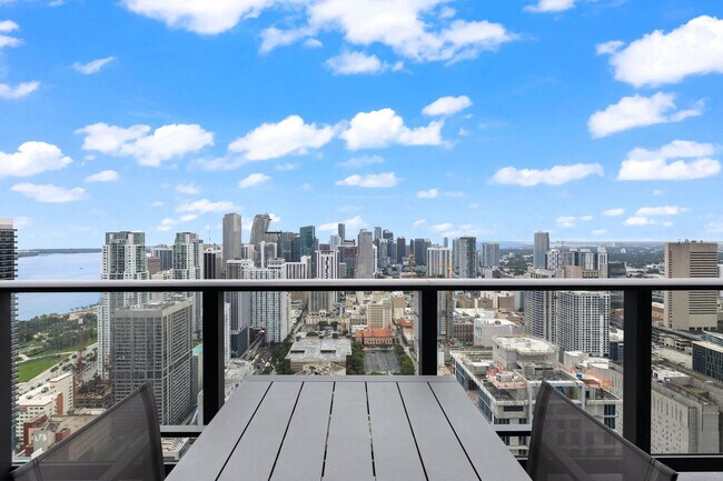 Building Photo - 159 NE 6th St