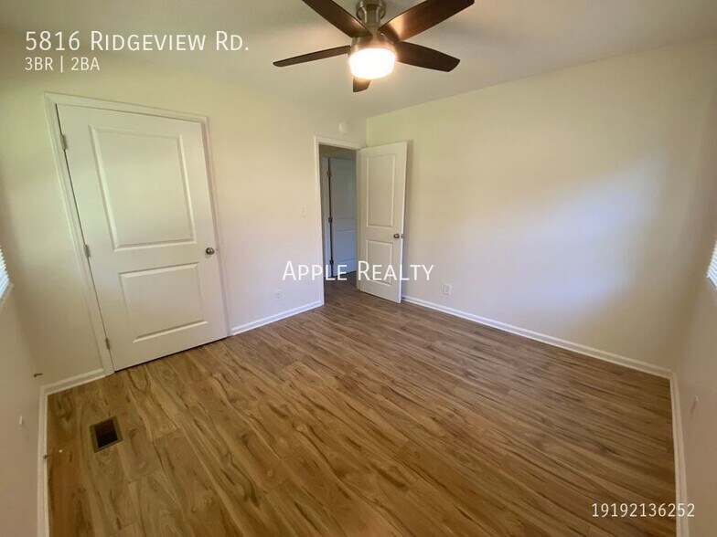 Building Photo - 5816 Ridgeview Rd
