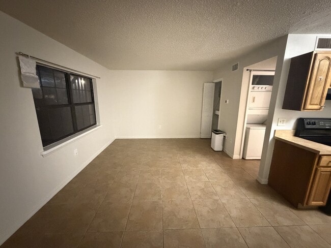 Building Photo - 1290 9th St