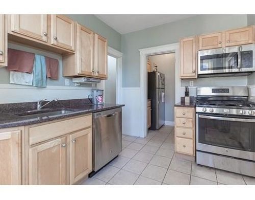 Building Photo - 32 James St