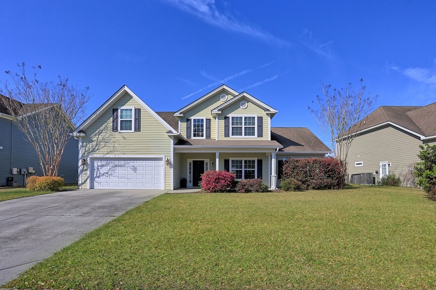 Building Photo - 5 Crossgate Ct