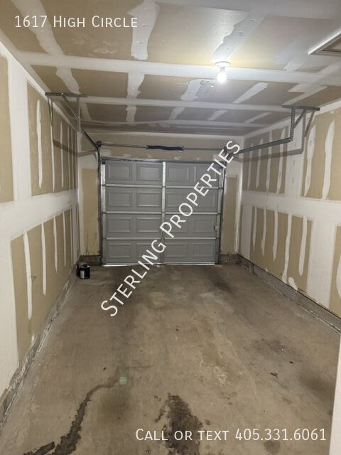 Building Photo - 1617 High Cir