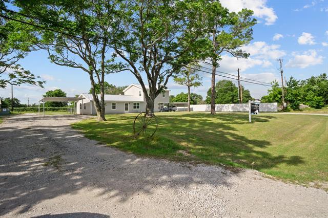 Building Photo - 1060 E Reno Rd