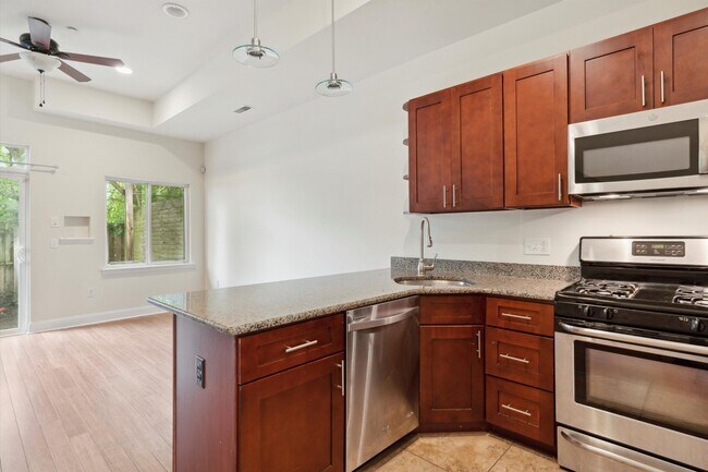 Building Photo - 1733 N Gratz St