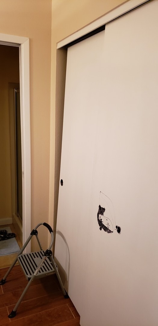 Building Photo - Excellent 3 Bed/2.5 Bath Mountain Shadows ...