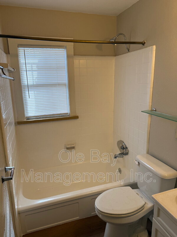 Building Photo - 904 Palmetto St